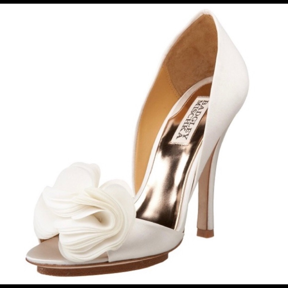 Badgley Mischka White Heels